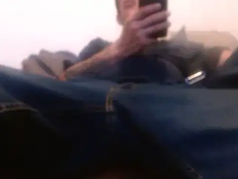 Snapshot of dontrush22 chatting on September 21, 8:27 am dontrush22 online show from September 21, 8:27 am