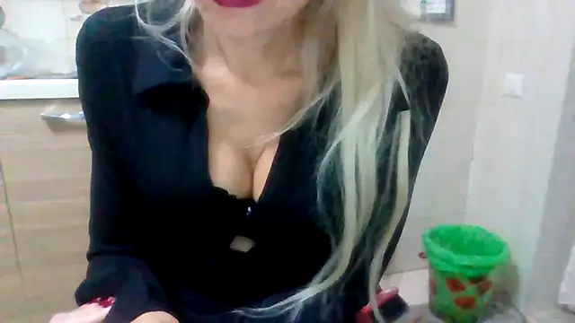 Kelly80 online show from October 22, 4:29 pm