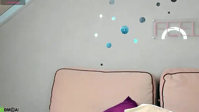Michelle Wilsson online show from July 10, 7:56 am
