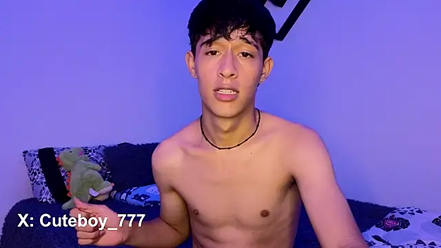 Snapshot of Danny_cute_05 chatting on September 14, 8:52 pm Danny cute 05 online show from September 14, 8:52 pm