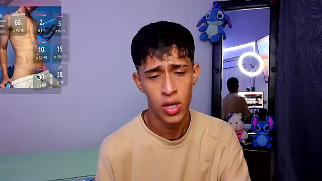 Snapshot of Danny_cute_05 chatting on October 11, 1:49 am Danny cute 05 online show from October 11, 1:49 am