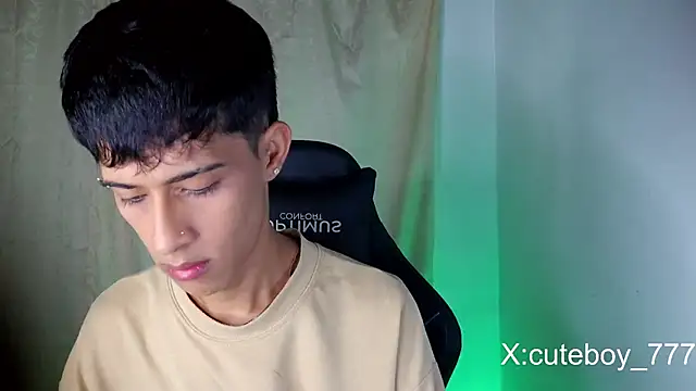 Danny cute 05 online show from March 11, 12:27 am