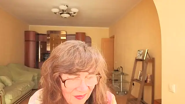 Betty Brick online show from May 4, 11:06 am