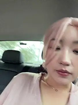 Snapshot of winter11 chatting on September 27, 5:56 am winter11 online show from September 27, 5:56 am