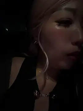 winter11 online show from November 26, 3:35 pm