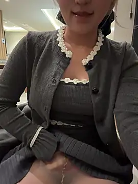 Snapshot of winter11 chatting on November 28, 8:50 am winter11 online show from November 28, 8:50 am