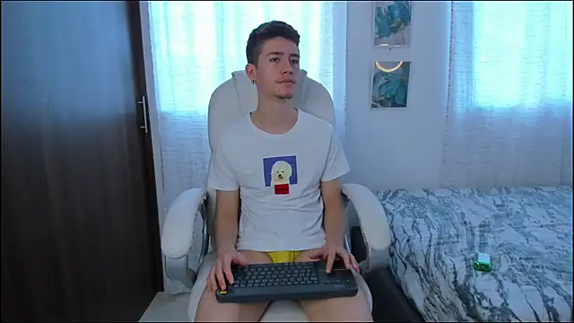 ThiagooJames online show from September 29, 9:52 pm