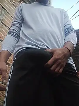 ashtoncooperr online show from January 7, 11:56 am