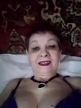 Snapshot of Rose60301 chatting on November 27, 11:01 am Rose60301 online show from November 27, 11:01 am