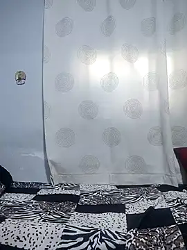 Snapshot of linakhalifa chatting on October 11, 2:59 pm linakhalifa online show from October 11, 2:59 pm