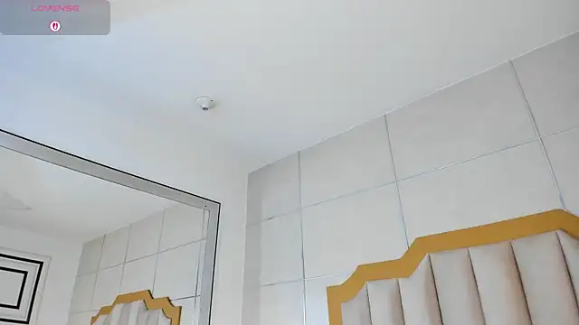 Snapshot of MaddieParker chatting on November 21, 7:56 pm MaddieParker online show from November 21, 7:56 pm