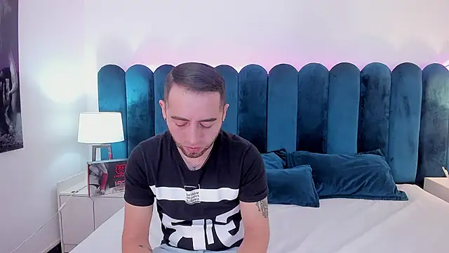 Lushian  online show from February 5, 3:27 pm