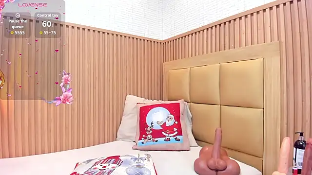 Snapshot of KELSSEYANDERS chatting on December 17, 12:44 pm KELSSEYANDERS online show from December 17, 12:44 pm