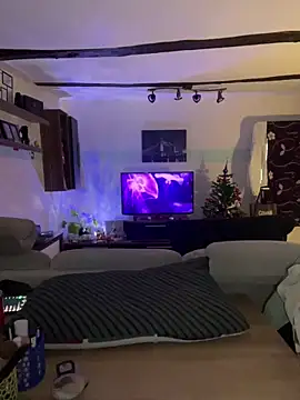 Seductively4 20 online show from December 16, 7:52 pm