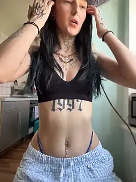 Seductively4 20 online show from June 18, 8:25 am