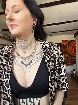 Seductively4 20 online show from June 22, 7:38 am