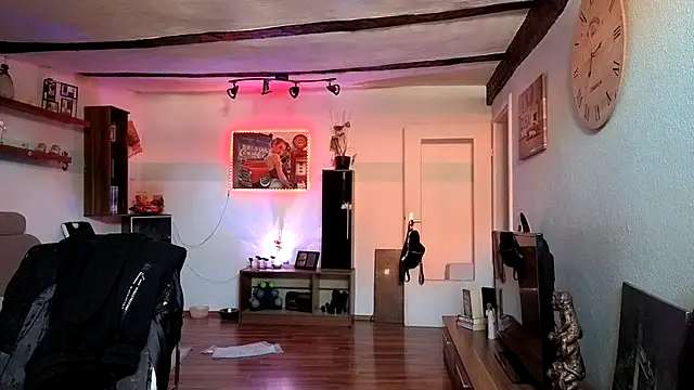 Seductively4 20 online show from July 11, 12:19 pm