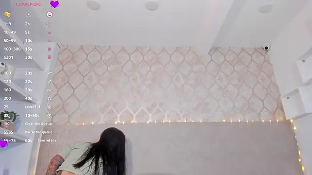 KamilaBetancourt online show from January 14, 12:00 pm