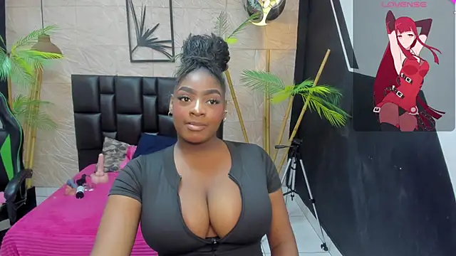 Snapshot of alana_bonny chatting on June 26, 12:53 pm alana bonny online show from June 26, 12:53 pm
