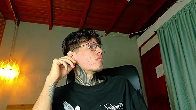 david huge online show from May 3, 1:17 pm