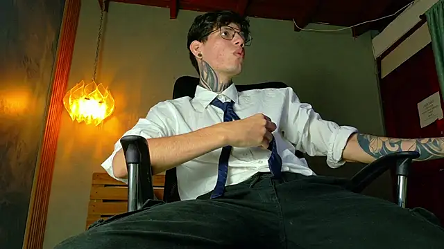 david huge online show from May 24, 2:49 am