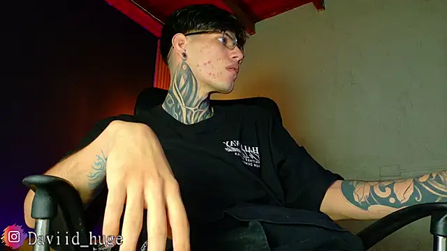 david huge online show from June 18, 1:26 pm