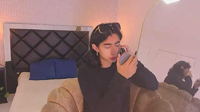 ryo light online show from February 18, 4:30 am