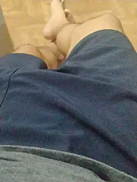 Snapshot of LeoMaduroSP chatting on December 13, 11:43 pm LeoMaduroSP online show from December 13, 11:43 pm