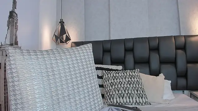 Snapshot of Samantha_hotly chatting on July 3, 3:02 am Samantha hotly online show from July 3, 3:02 am