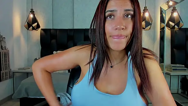 Snapshot of Samantha_hotly chatting on July 18, 3:27 pm Samantha hotly online show from July 18, 3:27 pm