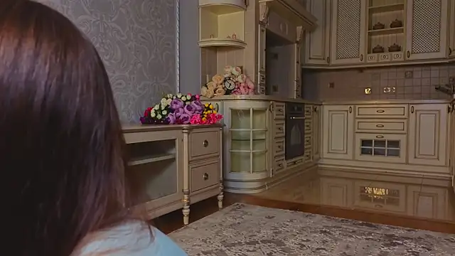 EadlinGillim online show from September 20, 5:41 am