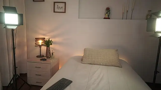 ximena cortez 03 online show from June 23, 11:03 pm