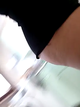 Snapshot of fuffettina chatting on March 6, 11:50 am fuffettina online show from March 6, 11:50 am