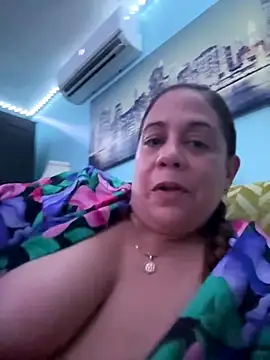 PrettyKittyMia online show from October 8, 10:51 pm