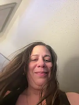 PrettyKittyMia online show from May 5, 2:41 am