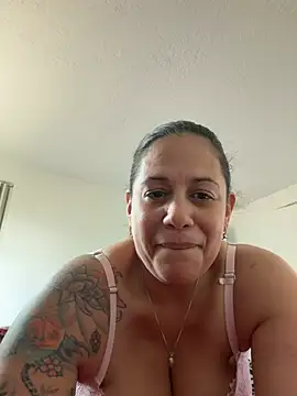 PrettyKittyMia online show from May 14, 4:36 pm
