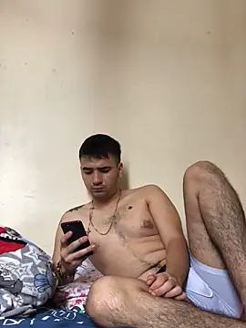 Snapshot of Cesar_Augusto chatting on October 4, 3:54 pm Cesar Augusto online show from October 4, 3:54 pm