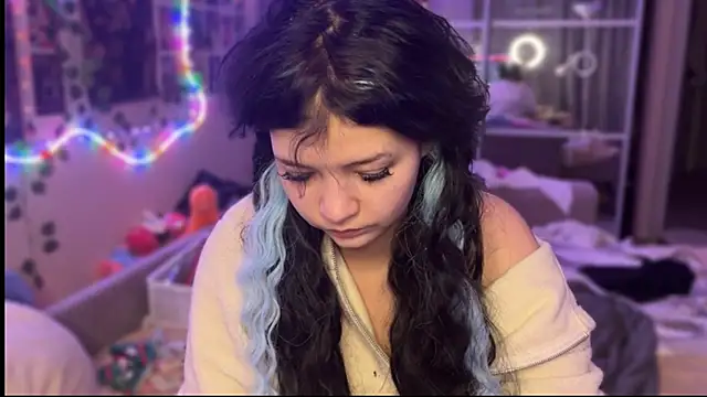 Snapshot of nikoli_naw chatting on October 30, 2:40 pm nikoli naw online show from October 30, 2:40 pm