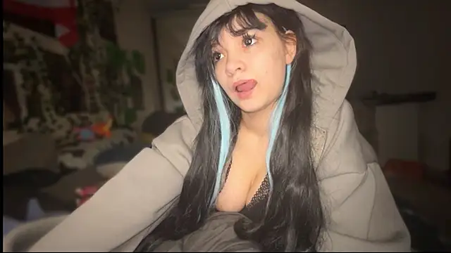 Snapshot of nikoli_naw chatting on December 2, 10:16 pm nikoli naw online show from December 2, 10:16 pm