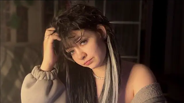 Snapshot of nikoli_naw chatting on February 17, 8:37 pm nikoli naw online show from February 17, 8:37 pm