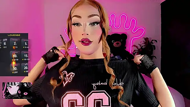 Snapshot of Abbygilx chatting on November 18, 1:33 am Abbygilx online show from November 18, 1:33 am