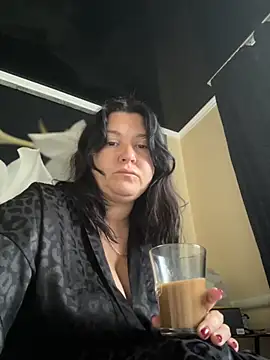 Liza Will online show from October 6, 5:49 am