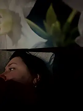 Liza Will online show from January 14, 6:02 pm