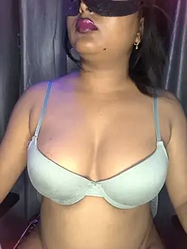 Snapshot of Nightgirl007 chatting on July 24, 4:38 pm Nightgirl007 online show from July 24, 4:38 pm