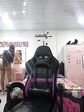 Snapshot of translatina777 chatting on October 23, 2:44 am translatina777 online show from October 23, 2:44 am