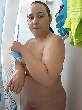 Snapshot of Bby_Zicast chatting on December 14, 4:34 pm Bby Zicast online show from December 14, 4:34 pm