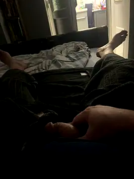 Snapshot of BobKat chatting on December 15, 8:35 pm BobKat online show from December 15, 8:35 pm