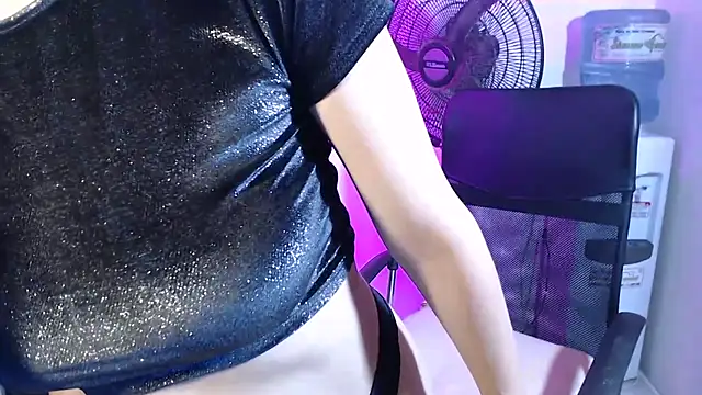 Gigibies1 online show from November 15, 1:07 pm