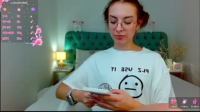 Real cutie1 online show from September 12, 8:42 pm