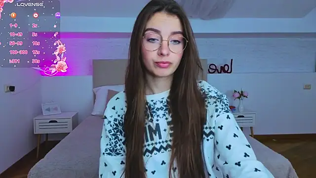 Real cutie1 online show from September 28, 9:31 pm